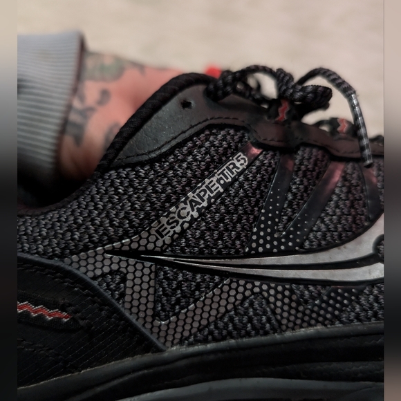 Man's Sneakers & Athletic Shoes Saucony Grid Escape TR5 - Picture 5 of 8